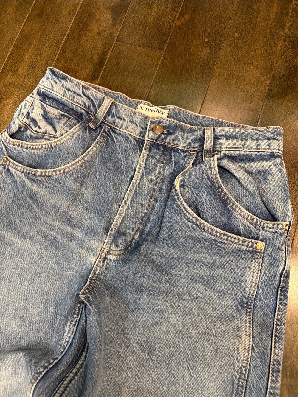 Free People Final Countdown Cuffed Low-Rise Jeans - Picture 8 of 11